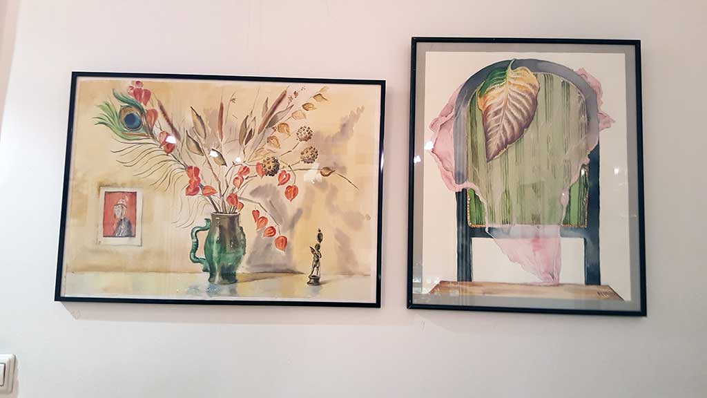 Stillleben mit floralen Motiven