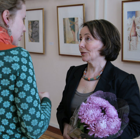 Nina Werzhbinskaja-Rabinowich bei der Vernissage der Ausstellung „Ewigkeit“ in dem Studentenzentrum Eremitage. Foto1